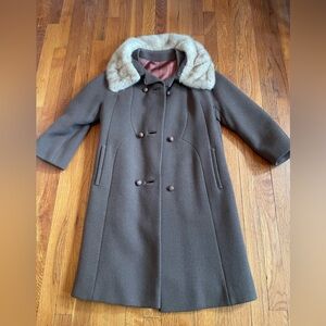 Vintage 1950's tan winter coat with mink collar by Krull- generous size medium